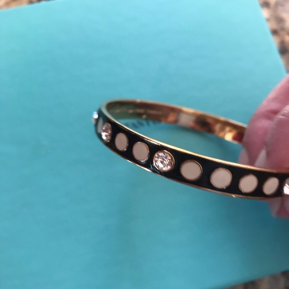 ♠️ Kate Spade Enamel Bangle - Picture 3 of 6